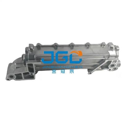 8DC9 Ekskavatör Motor Parçaları Soğutucu Yan Kapak Standart Boyut