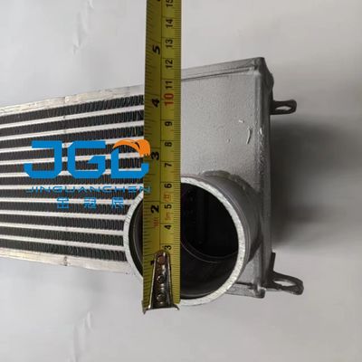 Motor Soğutma Sistemi için Ekskavatör Yedek Parçaları PC130-7 Ekskavatör Booster Intercooler