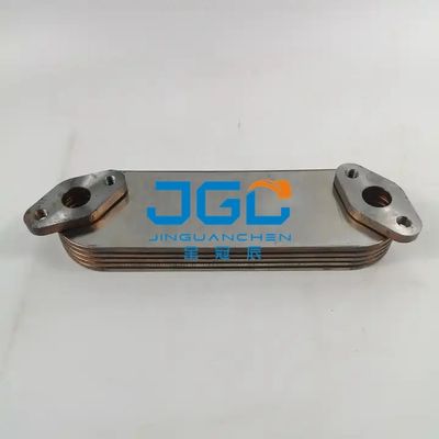 Oil Core Cooler 6D34 Bileşen Soğutma Sistemi ME033678 Yedek Dizel Kamyonu Destekler