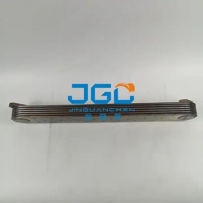 DE12TIS P126T D2366 Yüksek Performanslı Yağ Soğutucu Çekirdeği 400206-00059 İçin İnşaat Makine Parçaları