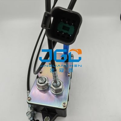 R215-7 Ekskavatör Motor Parçaları Gaz Kelebeği Motoru 21EN-32260 21EN-32300