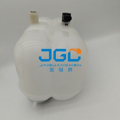 Ekskavatör Aksesuarları 17411509 17411510 EC200D EC210D Yardımcı Su Tankı İçin Geçerlidir