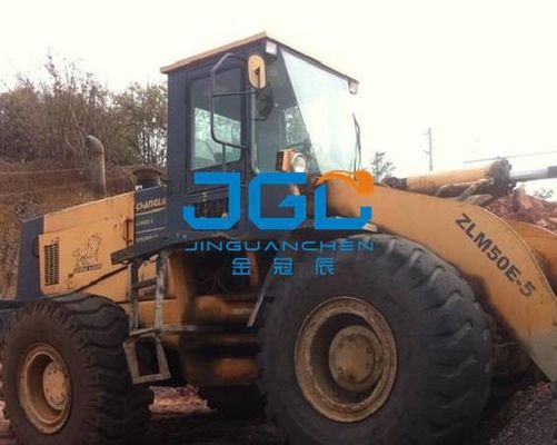 ZLM50E-5 955 Yükleyici Ön Durak Arka Durak Sol Ve Sağ Köşe Ön Cam