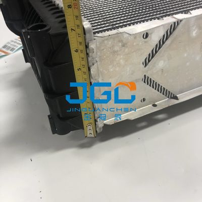 Kazı makinesi R485 R480LC-9S Su tankı radyatörü 11QB-45020 Mühendislik makineleri parçaları