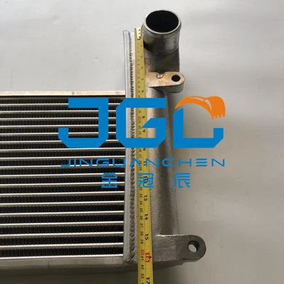 ZX120-6 Dizel Motor Intercooler 4459212 Kazı makinesi Aksesuarları Mühendislik Makineleri Parçaları