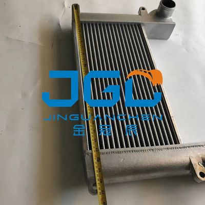 ZX120-6 Dizel Motor Intercooler 4459212 Kazı makinesi Aksesuarları Mühendislik Makineleri Parçaları
