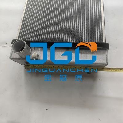Kazıcı aksesuarları ZAX330-3 ZAX350-3 ZAX370-3 Su tankı radyatörü 4649913 Motor 6HK1