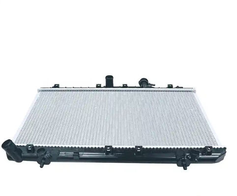 21012 OE 2531025150 HYUNDAI CERNA için Otomatik Radyatör ACCENT için Otomobil Radyatörü MT 99 Otomobil Su Tankı ISO Standart