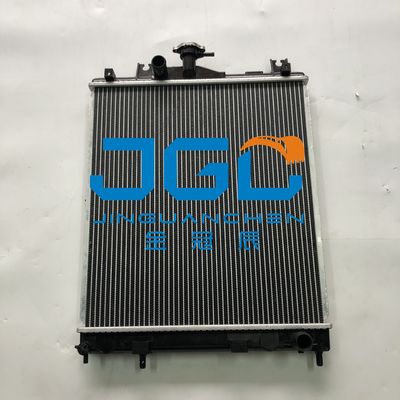 20T-03-81211 Kaz makinesi için su tankı radyatörü PC35R-8 PC30R-8 radyatörü