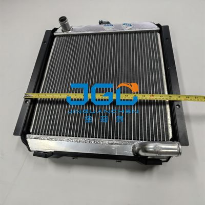 PC50UU PC40-7 Su Deposu Radyatörü 20T-03-71110 Ekskavatör Aksesuarları