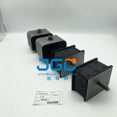 Kazı makinesi parçaları Doosan Daewoo DH130-7 Motor ayak lastik şok geçirmez yapıştırıcı.