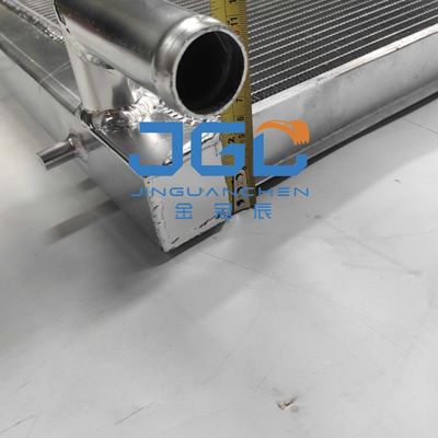 Kazı makinesi yedek parçaları DX80 DH80-7 Hidrolik soğutucu parçaları Su tankı DH80-7 Kazı makinesi radyatörü 440211-00175