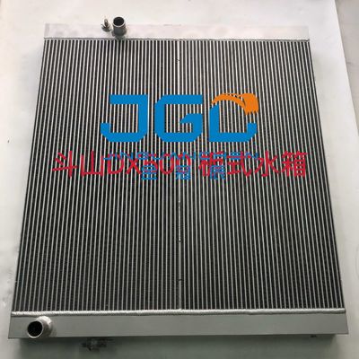 Kazı makinesi yedek parçaları DX500 Hidrolik soğutucu parçaları Su tankı Kazı makinesi radyatörü 440211-00848 440211-00511