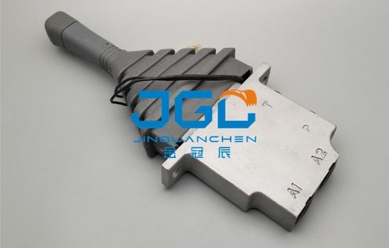 Kazı makinesi Joystick Pilot Valve Handle Bulldozer için % 100 hidrolik parça