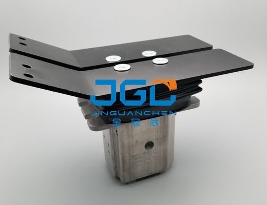 DX70 DX75 Ekskavatör Parçaları Ayak Pedal Valvu Modeli SY335 SY360 SY365 DH55 DH60 DH150-7ber ve Hidrolik Çekiç Kontrol Valvu