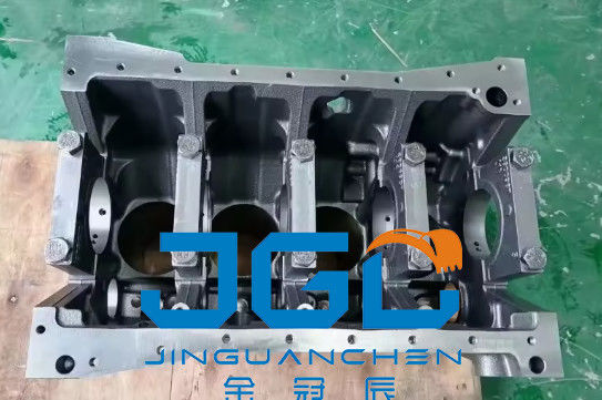 Ekskavatör Üretimcilik Motor Silindir Blok Parçaları 4bt S4d102 6731-21-1130 3903920 4991816 4991507 SAA4D102E WA120 W150