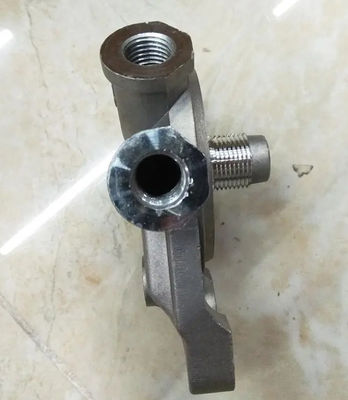 6D31 6D14 Motor Yağı Filtresi Başlığı KS568C CAT200B E200B için kazıcı yakıt filtri başlığı