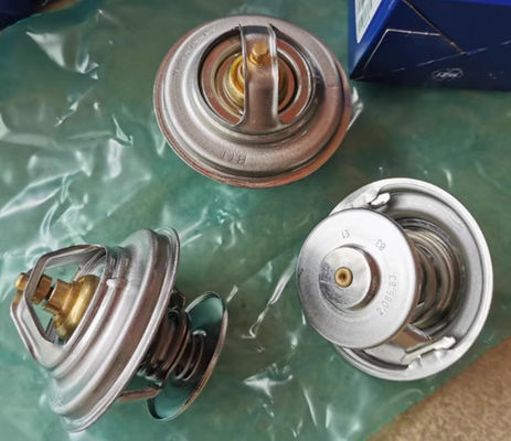 Termostat EC220D/250D/240B/360B/460B/380D Ekskavatörler için 6735665