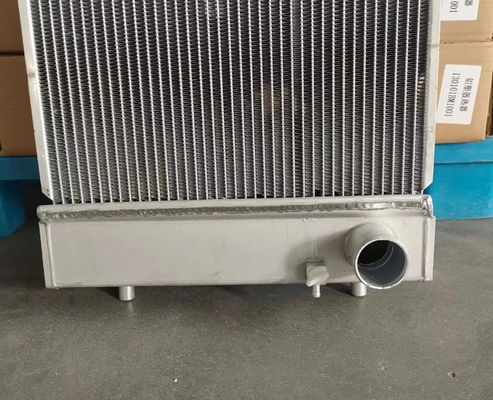 Kazı makinesi Su Tankı E325D Radyatör 245-9207 433-1670 281-3601 347-9292 2459207 4331670 2813601 3479292 Kazı makinesi için