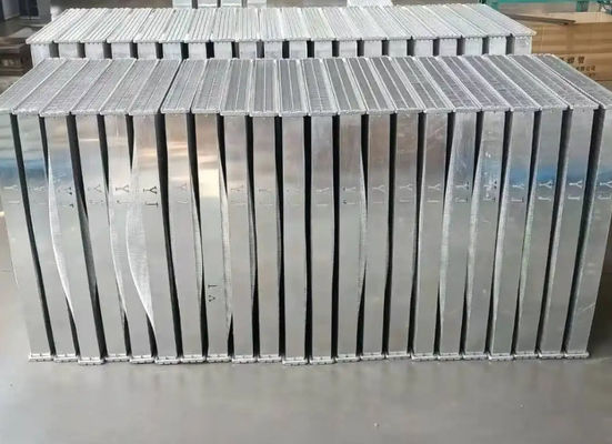 Fabrika Kaynağı Radyatör PC400-6 Ekskavator Alüminyum Malzemesi İçin