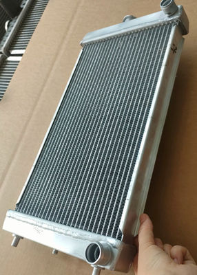 PC20 PC14MR-3 PC27MR-2 PC30MR-2 PC35MR-3 PC16MR-3 Kazı makinesi radyatörü 22L-03-21111
