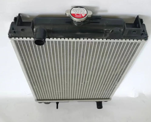 PC30 PC30MR-1 PC35 PC35MR-1 PC38UU-3 Ekskavator Radyatörü 21U-03-31102