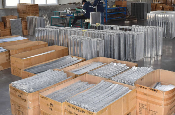 SK330-6 Radyatör Profesyonel Otomatik Parçalar Ekskavatorlar için