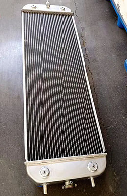 Alüminyum Radyatör ZAX200-3/ZAX210-3 Ekskavator Radyatörü 4625641/4693832