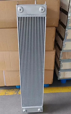 ZAX330-3 ZAX350-3 ZAX360-3 ZAX400-3 Aralıklı soğutucu Çekiciler için 4649914 Şarj Hava soğutucusu