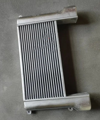 ZAX120-6 ZAX120 ZAX110 ZAX130 ZAX135 Kazı makinesi yükleme hava soğutucusu intercooler
