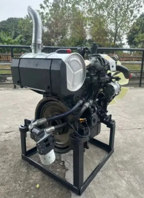 Ekskavator Komatsu PC130 PC130-7 Motor PC 130 130-7 Yüksek hassasiyet