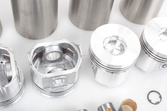 İnşaat Makineleri Ekskavator Piston Motor Liner Kit 1G924-2111 V2403 V2403Di Ring Dizel Motor Parçaları