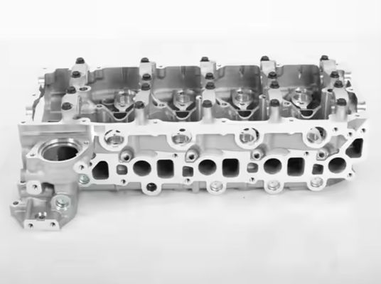 Yeni 4JJ1 Valflı Silindir Başı Montajı ISUZU Kazı Makinesi İnşaat Makine Parçaları