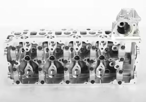 Yeni 4JJ1 Valflı Silindir Başı Montajı ISUZU Kazı Makinesi İnşaat Makine Parçaları