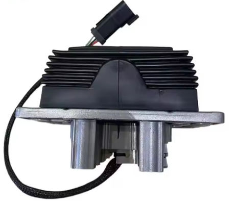Kazı makinesi parçaları Pedal Valve 561-7001 490-1012 Caterpillar için E301.5 E307.5 E320gc