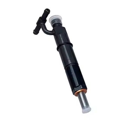 İnşaat Makineleri Motor Parçaları 6207-11-3100 6D95 4D95 Kazı makinesi Dizel motor parçaları Enjeksiyoncu