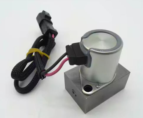 Kazı makinesi solenoid valfi 702-21-60900 702-21-60700 PC200-8MO PC210-10Mo Hidrolik pompa solenoid valfi