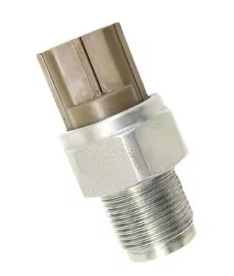 4HK1 6HK1 Motor SK200-8 Kazıcı Common Rail Yakıt Basınç Algılayıcı 4990006131 499000-6131 4332040