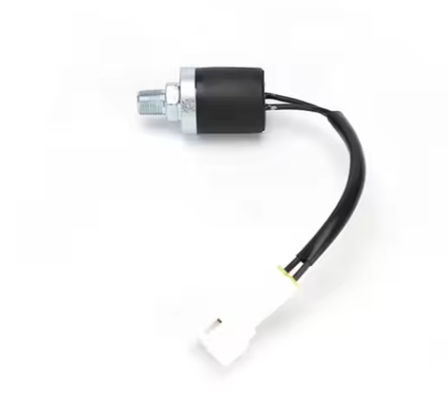 SK230-6 SK200-6 Kazı makinesi 6D34 Motor Yağ Basıncı Sensörü Değiştiricisi