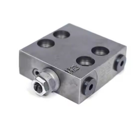 Ekskavatör Hidrolik Parçaları PC130-7 PC160-7 Basınç Düşürücü Emniyet Valfi 702-21-55100 7022155100 PC118 PC128 PC130 Basınç Düşürücü Valf